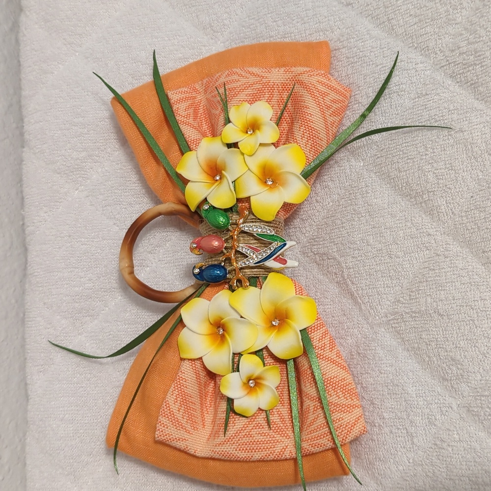 Disney tiki room bow